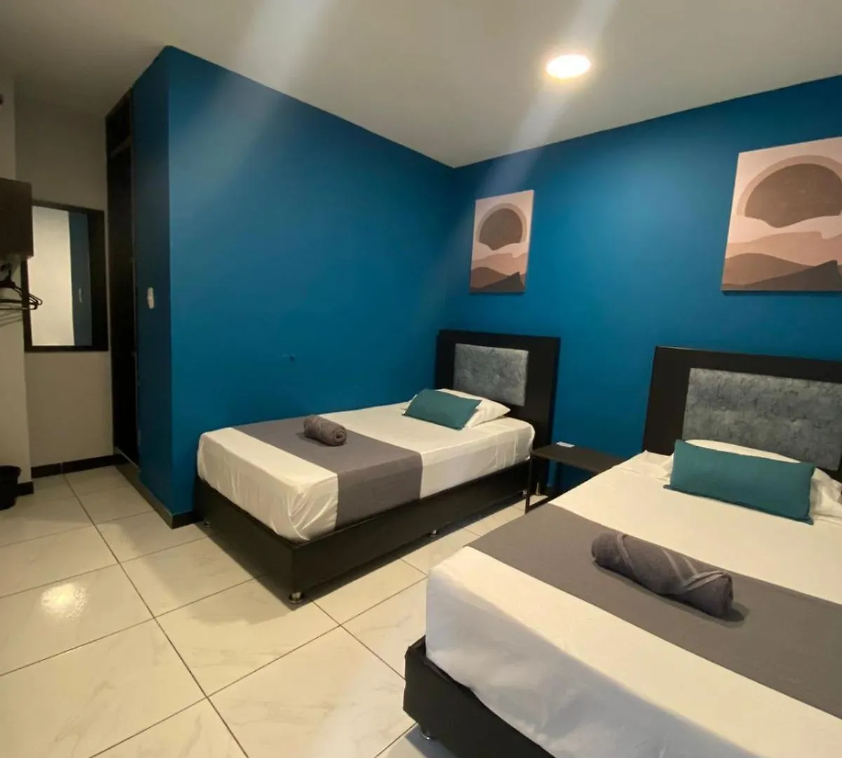 Hotel Hills Bogota 0*,